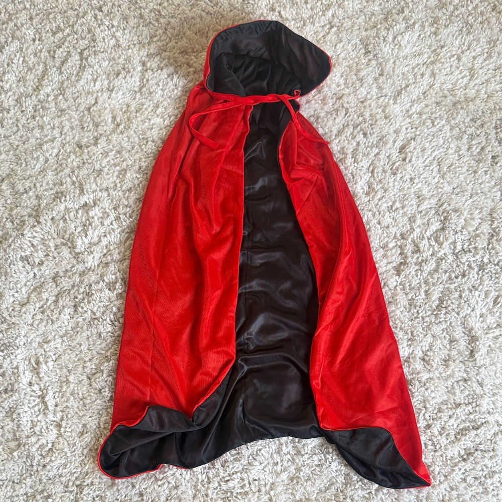 Red and Black Hooded Cape HALLOWEEN COSTUME LITTLE RED RIDING HOOD OR VAMPIRE